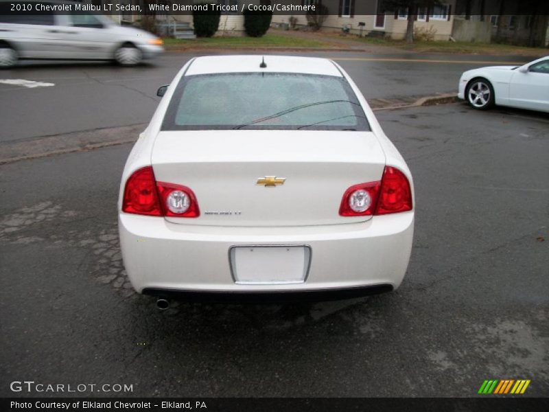 White Diamond Tricoat / Cocoa/Cashmere 2010 Chevrolet Malibu LT Sedan
