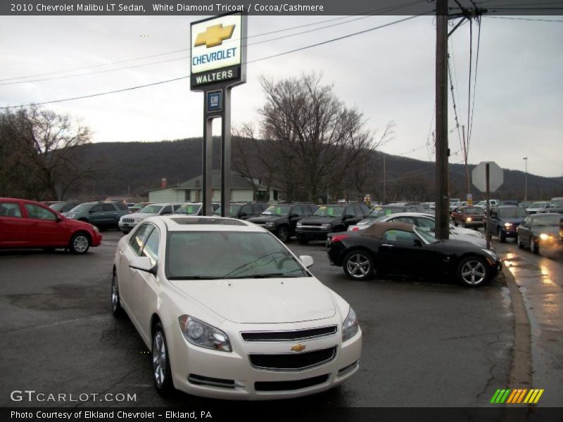 White Diamond Tricoat / Cocoa/Cashmere 2010 Chevrolet Malibu LT Sedan