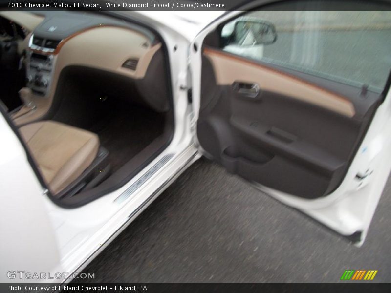White Diamond Tricoat / Cocoa/Cashmere 2010 Chevrolet Malibu LT Sedan