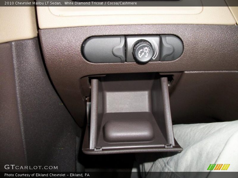 White Diamond Tricoat / Cocoa/Cashmere 2010 Chevrolet Malibu LT Sedan