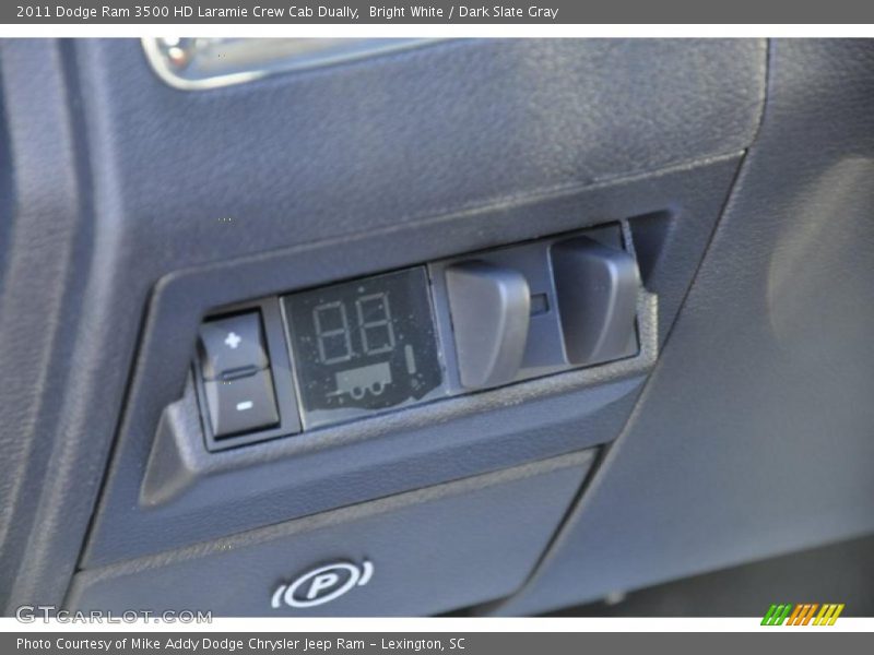 Bright White / Dark Slate Gray 2011 Dodge Ram 3500 HD Laramie Crew Cab Dually