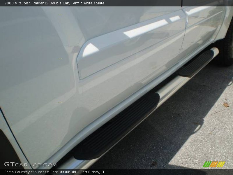 Arctic White / Slate 2008 Mitsubishi Raider LS Double Cab
