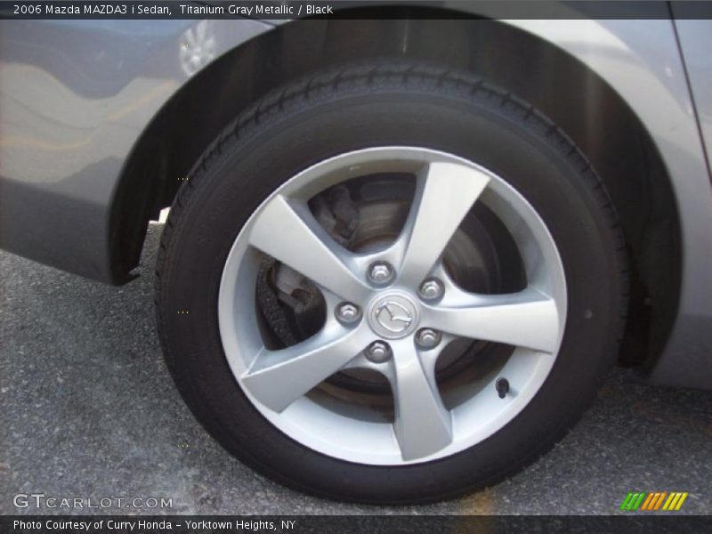  2006 MAZDA3 i Sedan Wheel