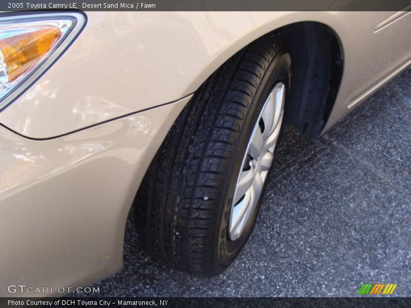 Desert Sand Mica / Fawn 2005 Toyota Camry LE