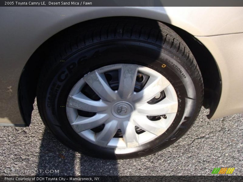 Desert Sand Mica / Fawn 2005 Toyota Camry LE
