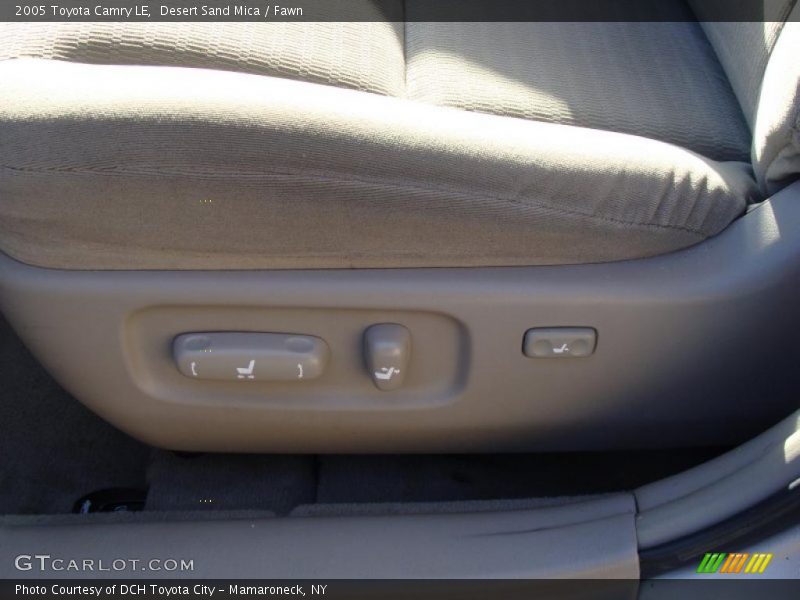 Desert Sand Mica / Fawn 2005 Toyota Camry LE