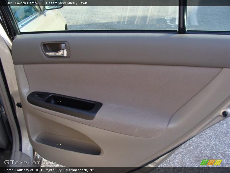 Desert Sand Mica / Fawn 2005 Toyota Camry LE