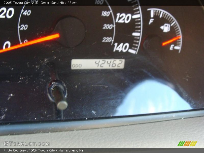 Desert Sand Mica / Fawn 2005 Toyota Camry LE