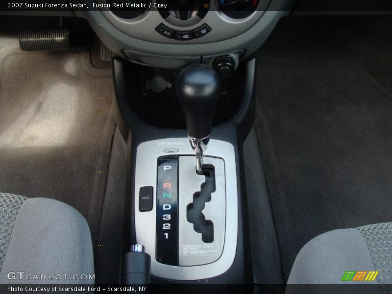 Fusion Red Metallic / Grey 2007 Suzuki Forenza Sedan