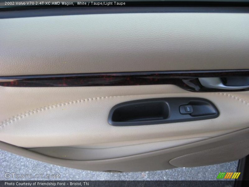 White / Taupe/Light Taupe 2002 Volvo V70 2.4T XC AWD Wagon