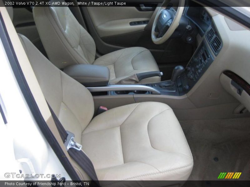 White / Taupe/Light Taupe 2002 Volvo V70 2.4T XC AWD Wagon