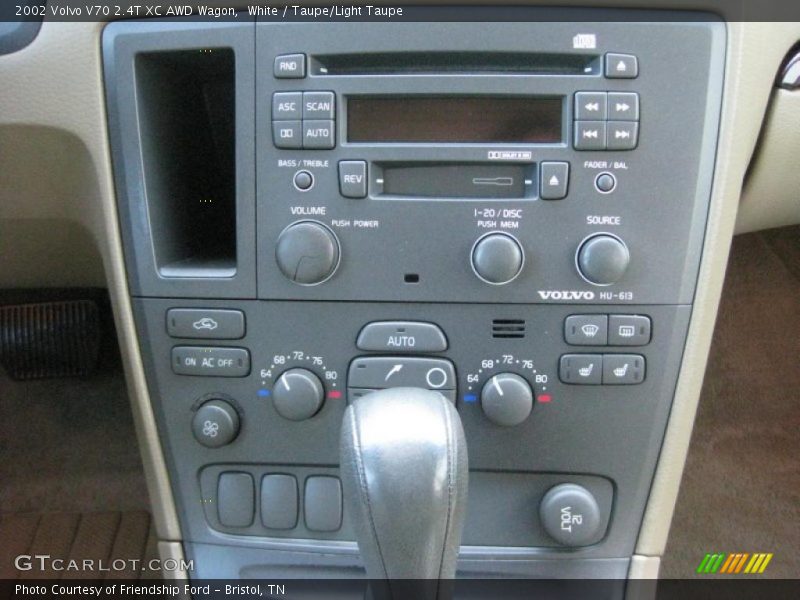 White / Taupe/Light Taupe 2002 Volvo V70 2.4T XC AWD Wagon