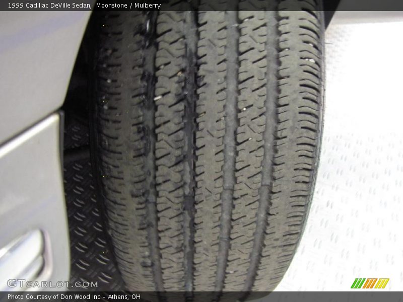 Moonstone / Mulberry 1999 Cadillac DeVille Sedan