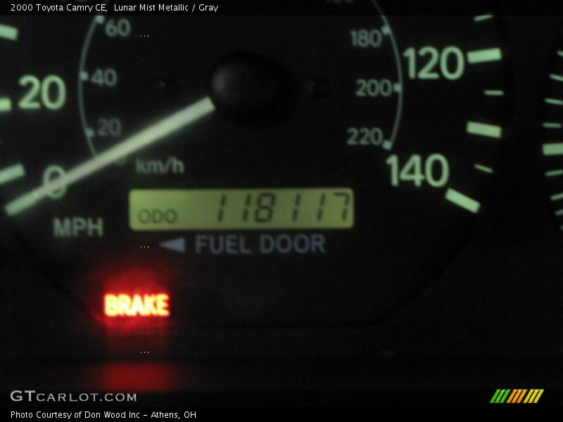 Lunar Mist Metallic / Gray 2000 Toyota Camry CE