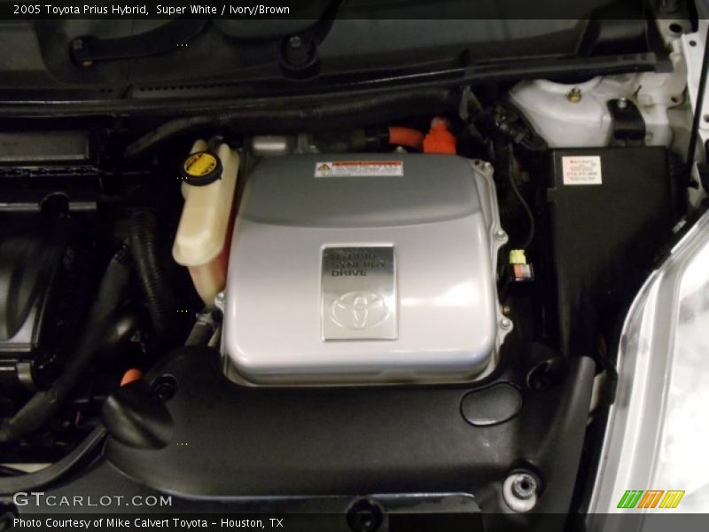Super White / Ivory/Brown 2005 Toyota Prius Hybrid