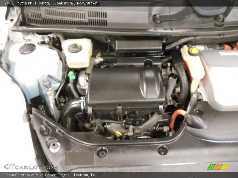 Super White / Ivory/Brown 2005 Toyota Prius Hybrid