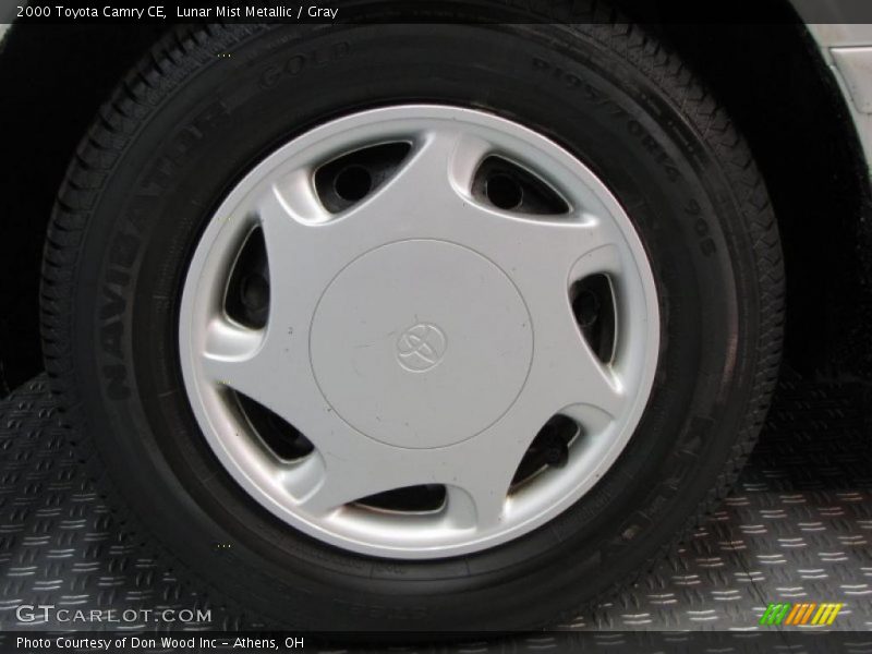 Lunar Mist Metallic / Gray 2000 Toyota Camry CE