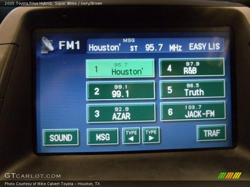 Super White / Ivory/Brown 2005 Toyota Prius Hybrid