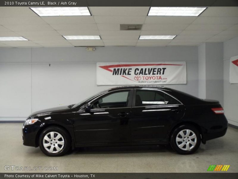 Black / Ash Gray 2010 Toyota Camry LE
