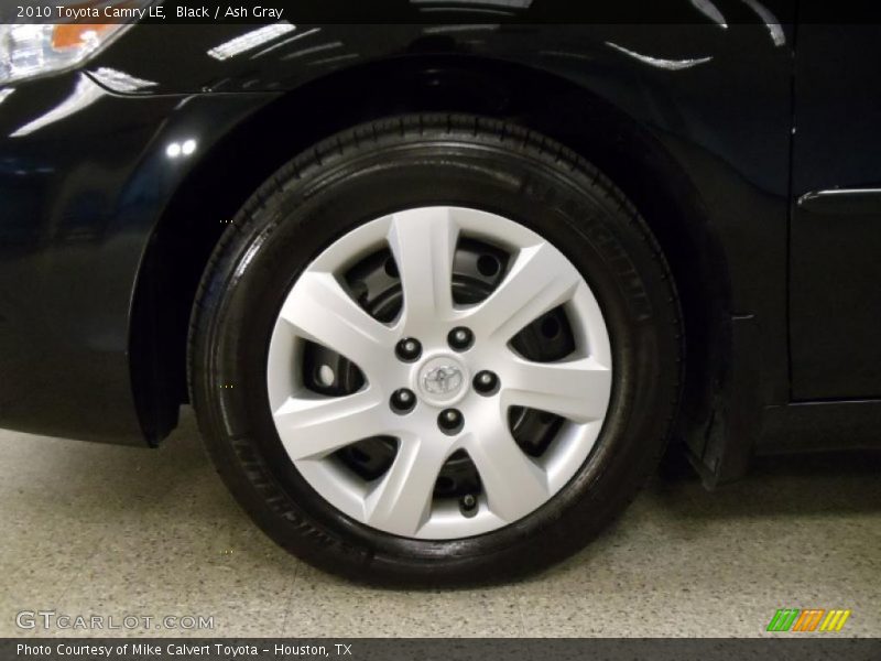 Black / Ash Gray 2010 Toyota Camry LE