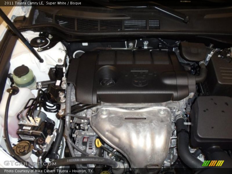 Super White / Bisque 2011 Toyota Camry LE