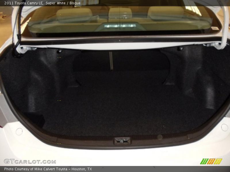 Super White / Bisque 2011 Toyota Camry LE
