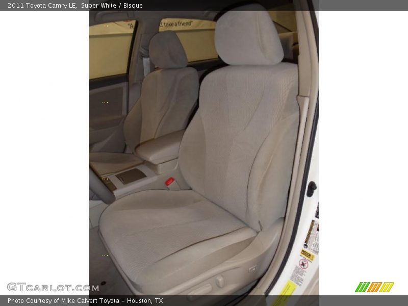 Super White / Bisque 2011 Toyota Camry LE