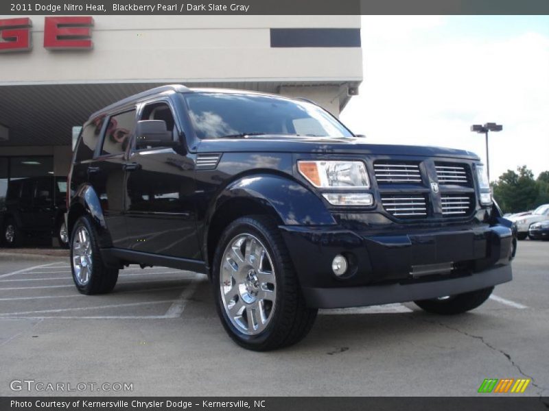Blackberry Pearl / Dark Slate Gray 2011 Dodge Nitro Heat