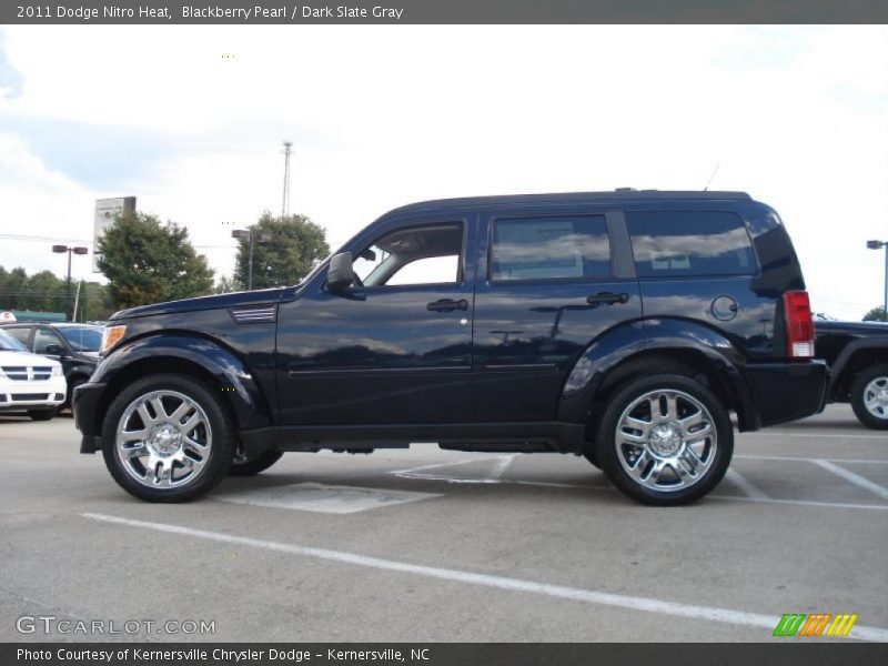 Blackberry Pearl / Dark Slate Gray 2011 Dodge Nitro Heat