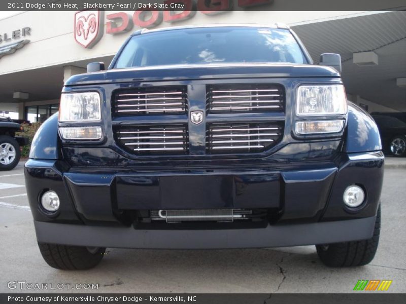 Blackberry Pearl / Dark Slate Gray 2011 Dodge Nitro Heat