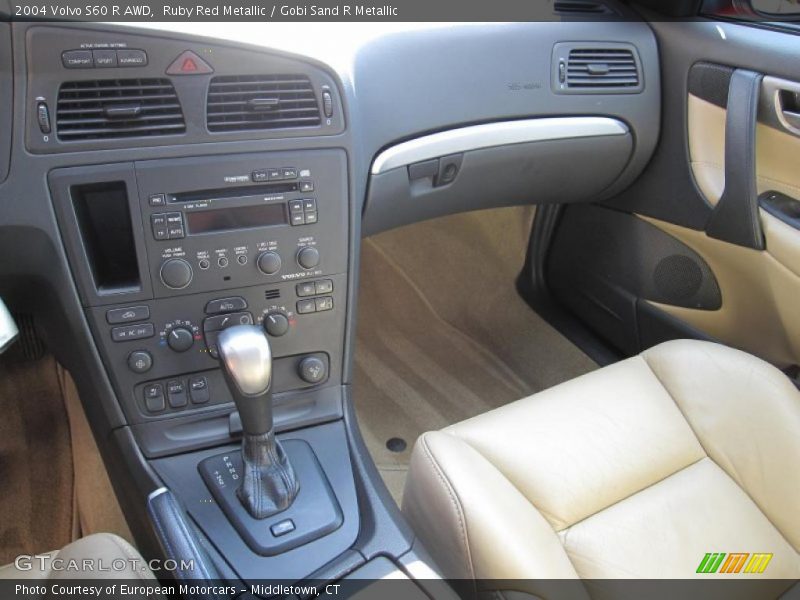  2004 S60 R AWD Gobi Sand R Metallic Interior