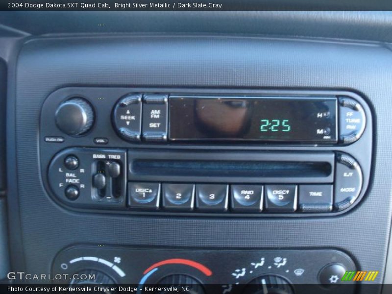 Bright Silver Metallic / Dark Slate Gray 2004 Dodge Dakota SXT Quad Cab