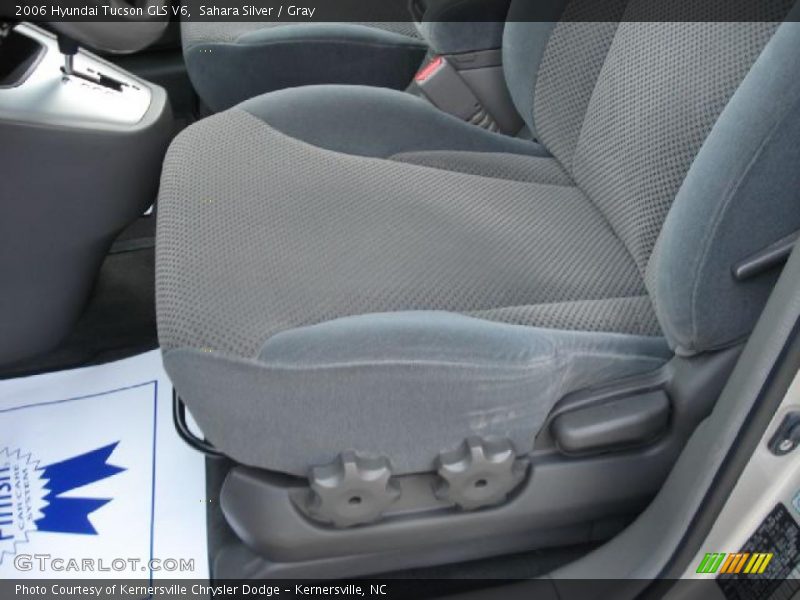 Sahara Silver / Gray 2006 Hyundai Tucson GLS V6