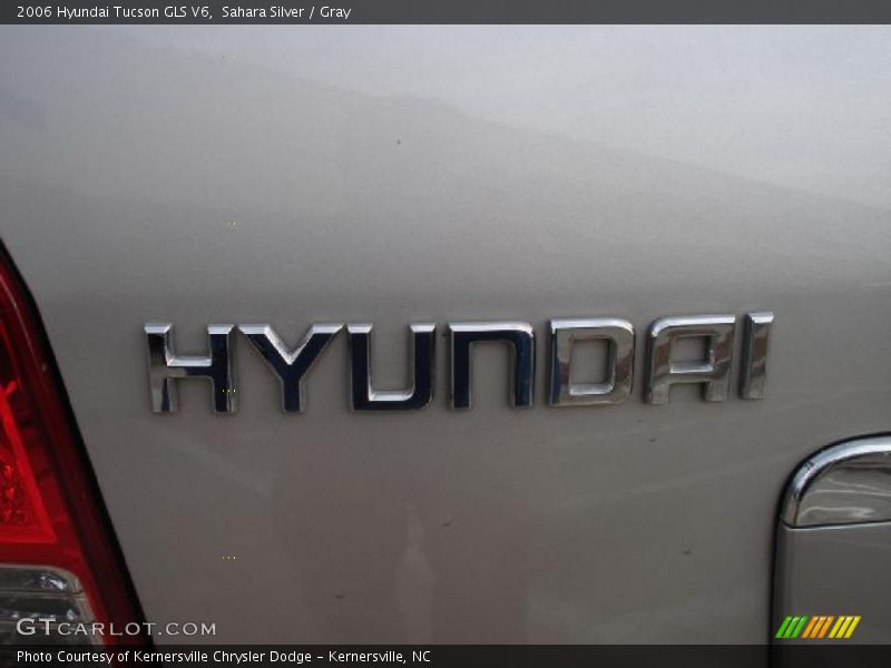 Sahara Silver / Gray 2006 Hyundai Tucson GLS V6
