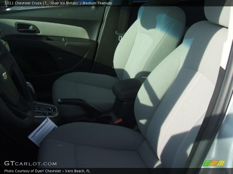 Silver Ice Metallic / Medium Titanium 2011 Chevrolet Cruze LT