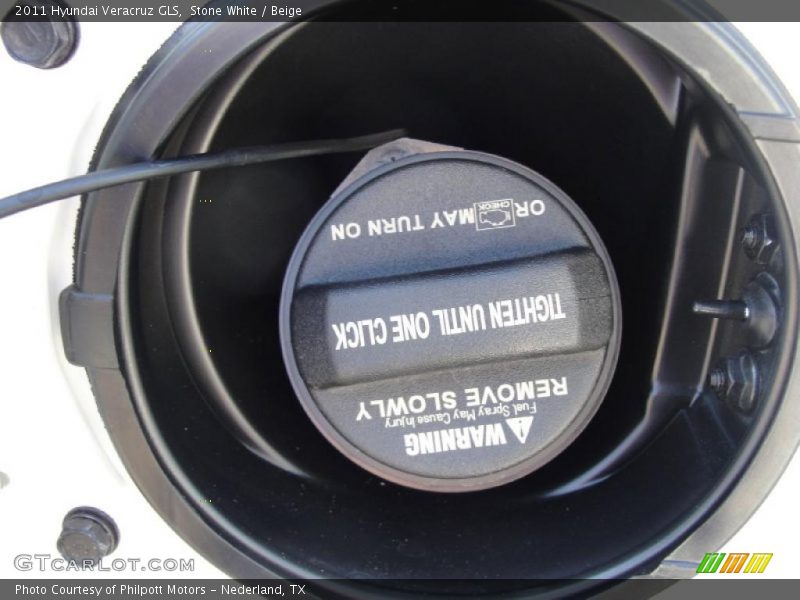 Stone White / Beige 2011 Hyundai Veracruz GLS