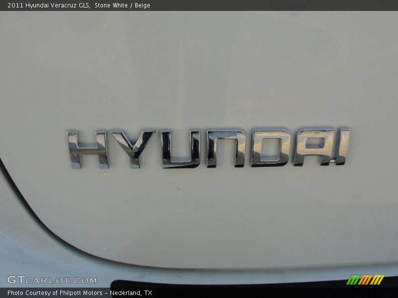 Stone White / Beige 2011 Hyundai Veracruz GLS