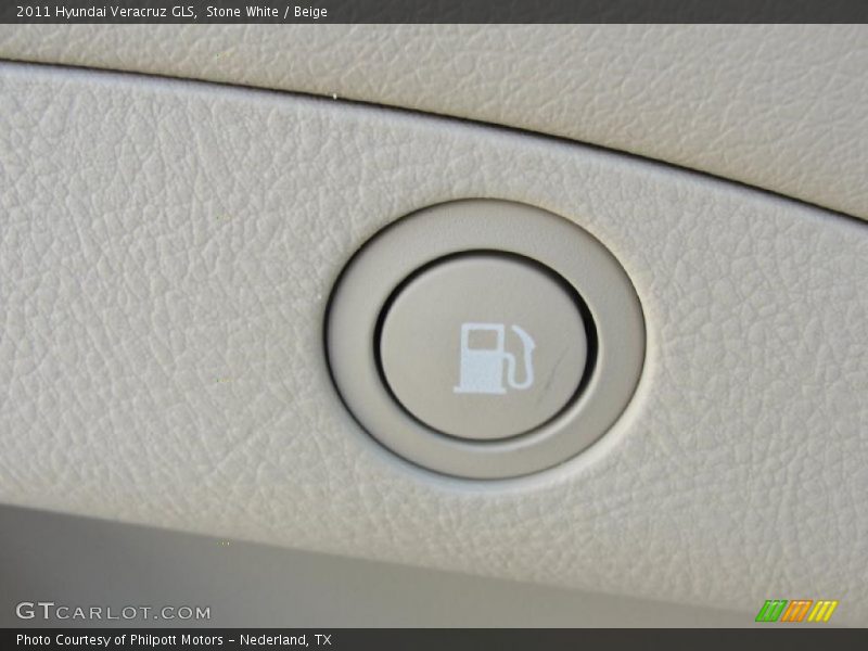 Stone White / Beige 2011 Hyundai Veracruz GLS