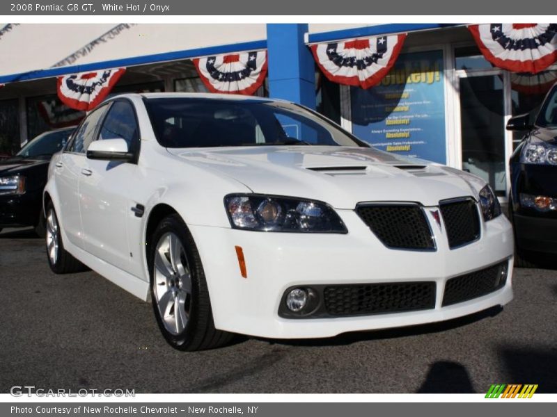 Front 3/4 View of 2008 G8 GT