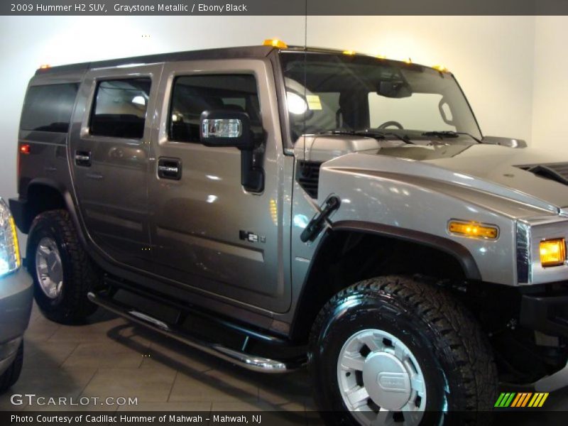 Graystone Metallic / Ebony Black 2009 Hummer H2 SUV