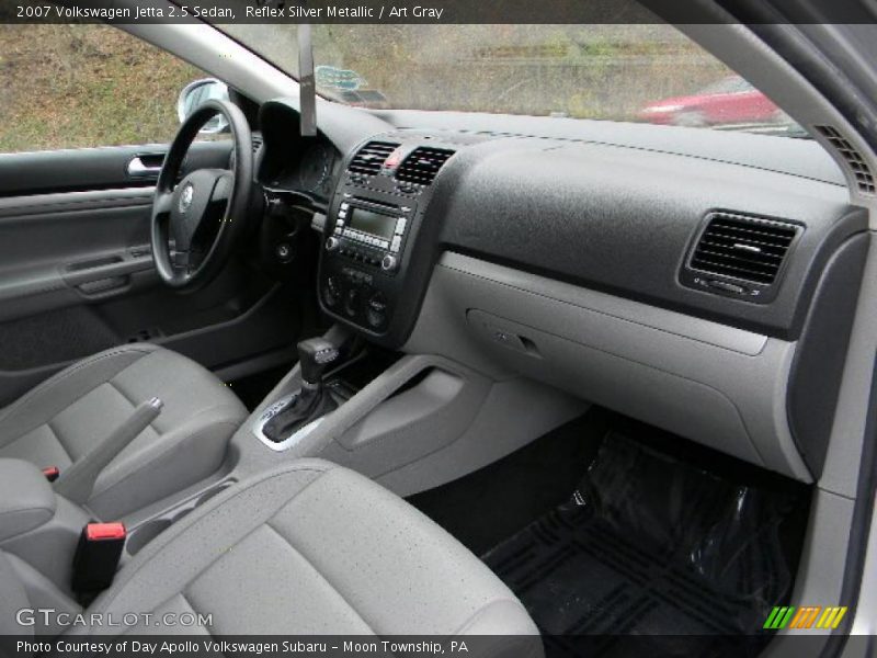 Reflex Silver Metallic / Art Gray 2007 Volkswagen Jetta 2.5 Sedan
