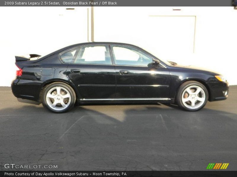 Obsidian Black Pearl / Off Black 2009 Subaru Legacy 2.5i Sedan