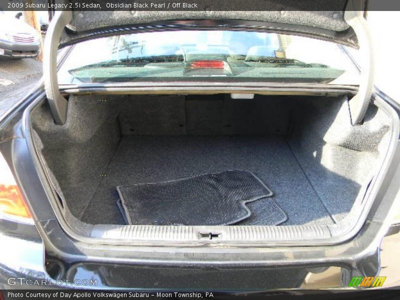Obsidian Black Pearl / Off Black 2009 Subaru Legacy 2.5i Sedan