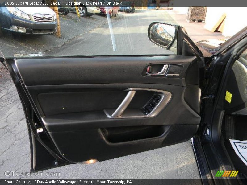 Obsidian Black Pearl / Off Black 2009 Subaru Legacy 2.5i Sedan