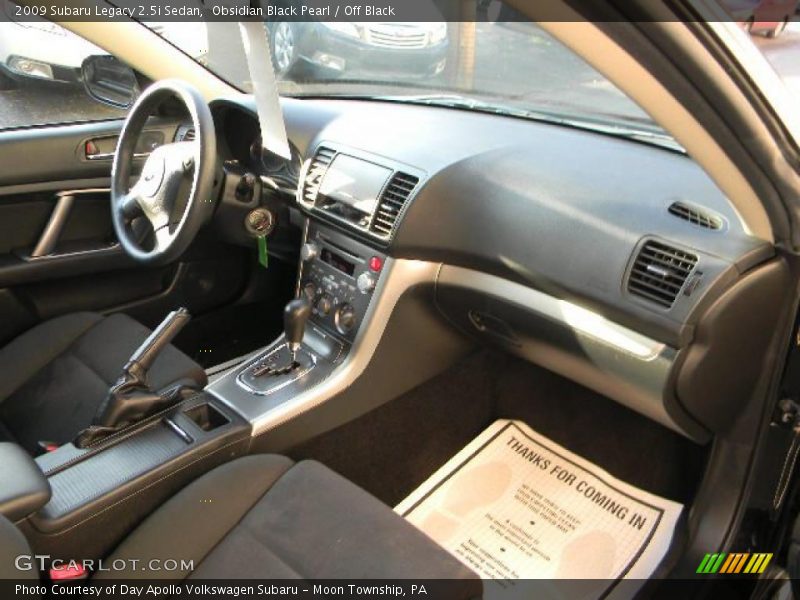 Obsidian Black Pearl / Off Black 2009 Subaru Legacy 2.5i Sedan