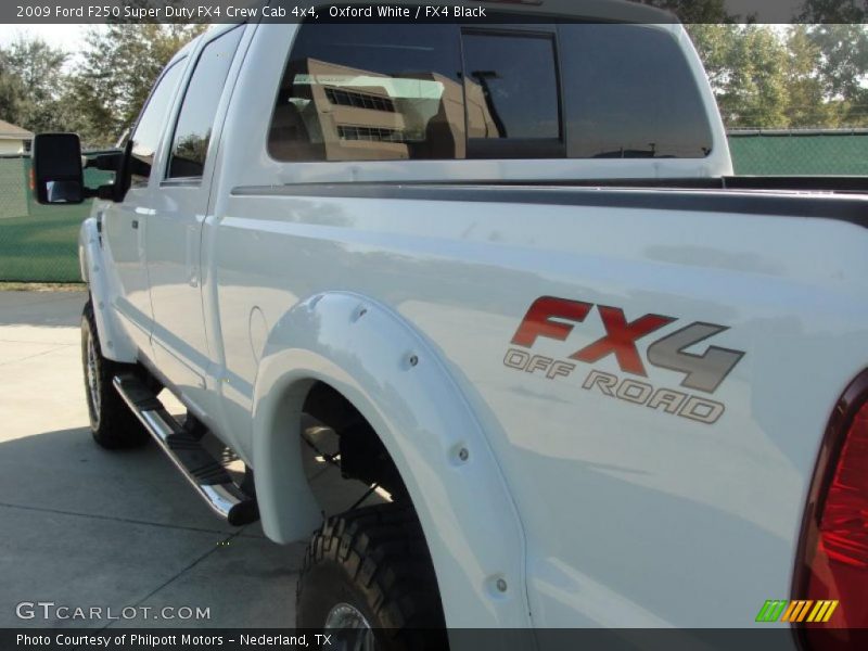  2009 F250 Super Duty FX4 Crew Cab 4x4 Logo