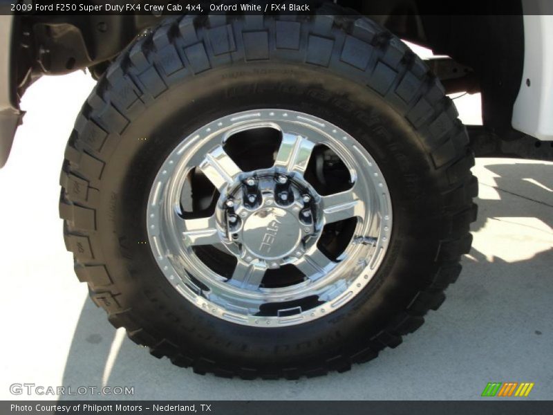 Custom Wheels of 2009 F250 Super Duty FX4 Crew Cab 4x4