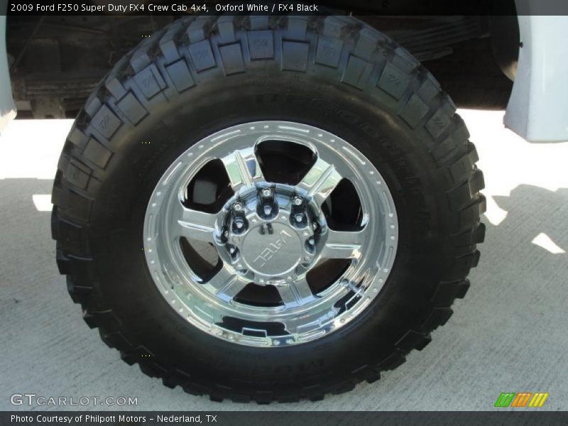 Custom Wheels of 2009 F250 Super Duty FX4 Crew Cab 4x4