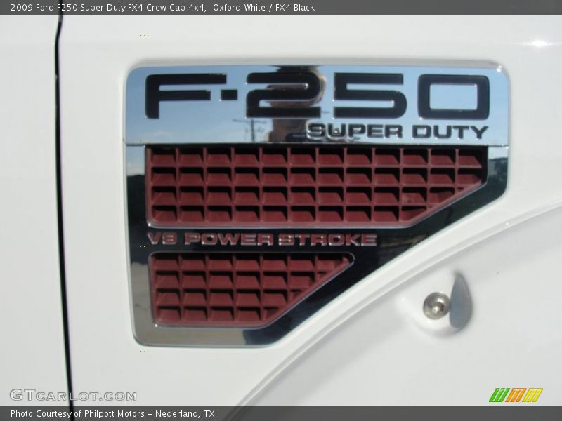  2009 F250 Super Duty FX4 Crew Cab 4x4 Logo