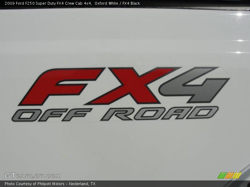  2009 F250 Super Duty FX4 Crew Cab 4x4 Logo